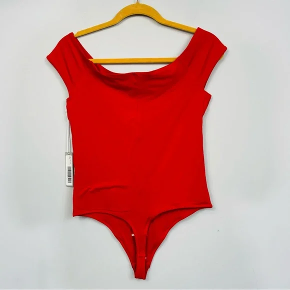 EVERLANE The Off the Shoulder Bodysuit In Scarlet Red NWT Thong M - Picture 5 of 10
